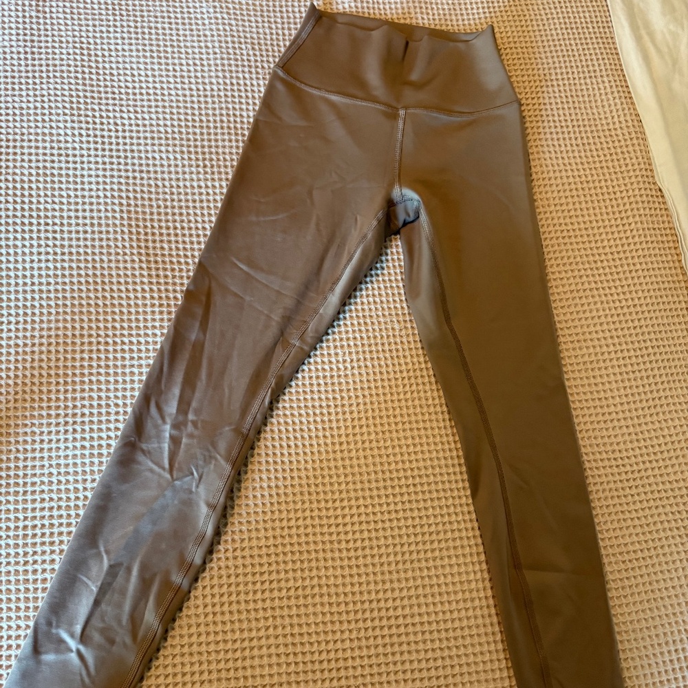 ALO Yoga Brown Leggings 7/8 size S